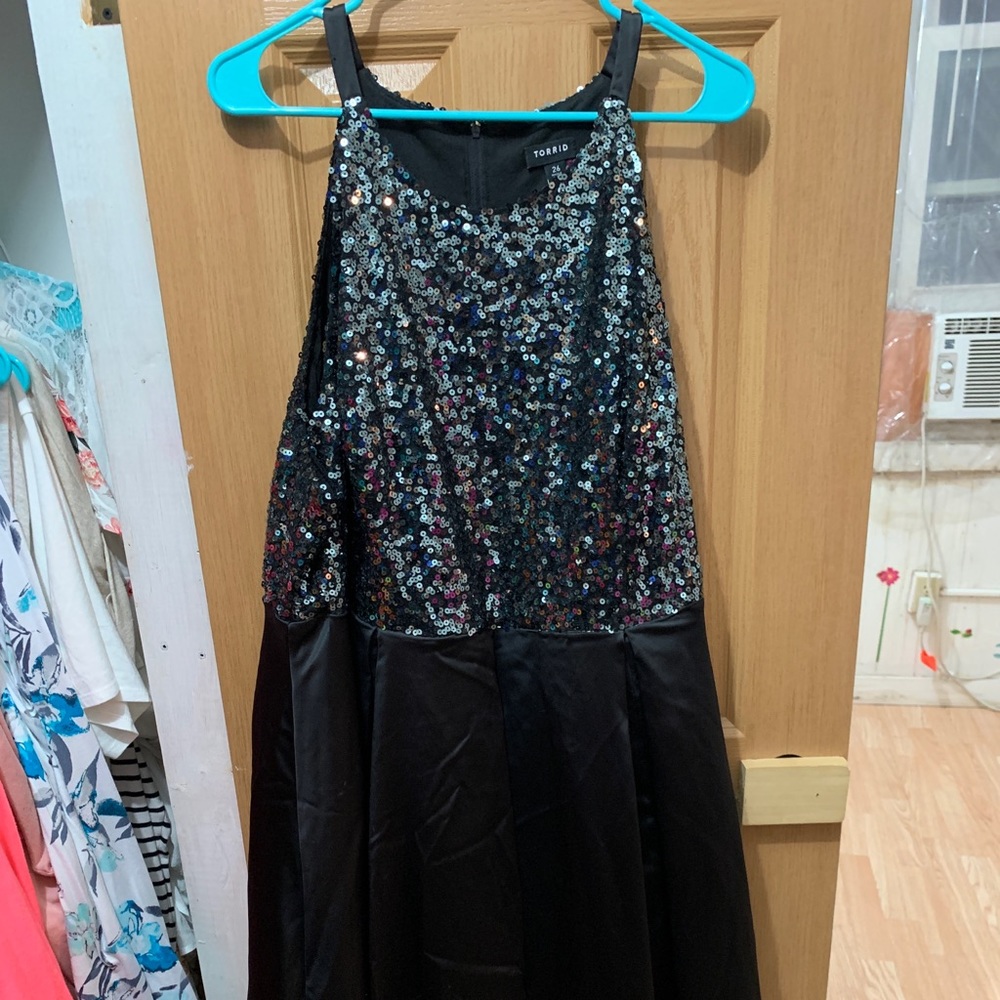 Torrid sequin party dress 26 NEW